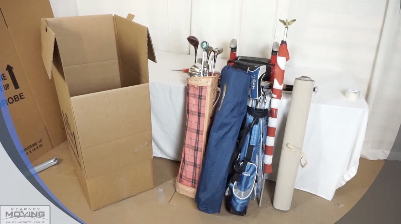 How to pack wardrobe boxes
